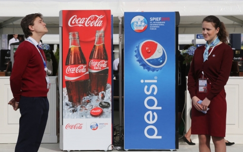 ‘Sống chết’ cạnh tranh với đối thủ truyền kiếp nhưng tại sao Pepsi lại báo cảnh sát khi được nhân viên phản trắc của Coca chào bán công thức bí mật?