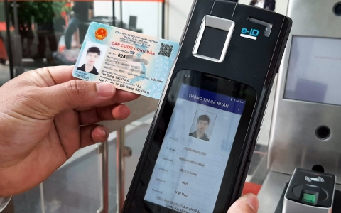 Nóng: 17GB dữ liệu chứng minh nhân dân Việt Nam đang bị rao bán với giá 9.000 USD