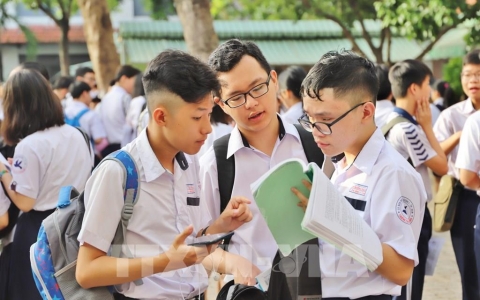 Đáp án đề thi vào lớp 10 môn Toán tỉnh Thái Nguyên năm học 2021 - 2022