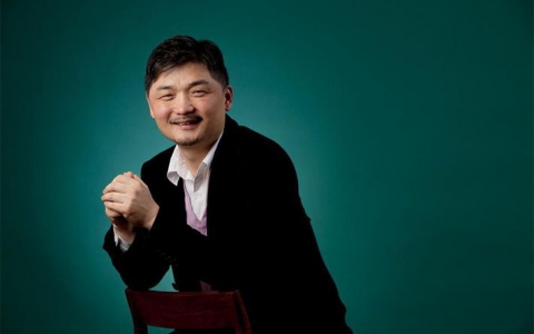 Từng phải nhịn đói để tiết kiệm tiền, Founder Kakao Talk vừa trở thành người giàu nhất Hàn Quốc
