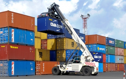 Các doanh nghiệp logistics đang chật vật vì cước vận tải biển tăng 'chóng mặt'