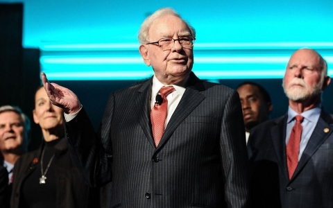 Lời khuyên của Warren Buffett về TTCK 2021: ‘Đừng đầu tư chứng khoán như đánh bạc’