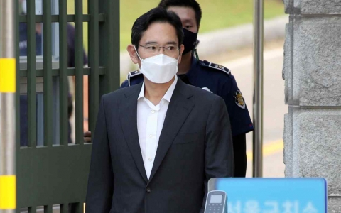 ‘Thái tử’ Samsung được ra tù trước hạn: ‘Truyền thống’ được đặc xá trong giới chaebol Hàn Quốc