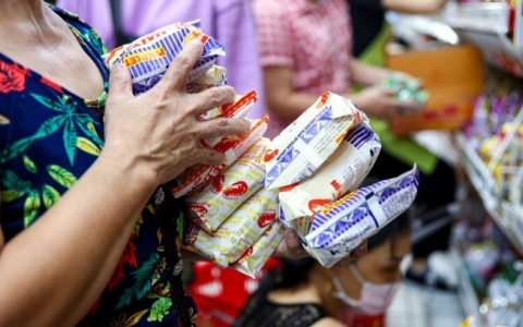 Người Việt tiêu thụ 7 tỷ gói mì ăn liền trong một năm, đứng thứ 3 thế giới