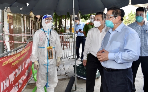 Thủ tướng thị sát 'điểm nóng: 'Khuyết điểm thuộc về quận Thanh Xuân'