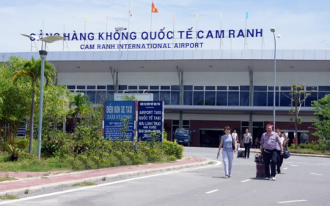 Cảng hàng không quốc tế Cam Ranh sắp có chuyến bay quốc tế sau thời gian đóng cửa vì COVID-19