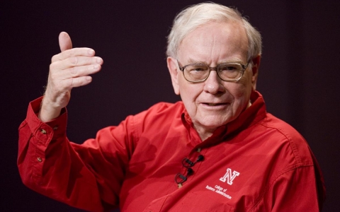 Warren Buffett chia sẻ 8 lời khuyên tài chính rút ra từ đại dịch Covid-19