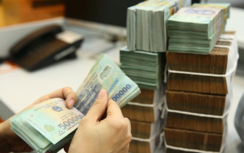 Vietcombank bất ngờ lên tiếng về 'tạm khóa báo có tài khoản'