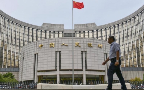 Trung Quốc bơm ròng 71 tỷ USD vào thị trường, trấn an cuộc hoảng loạn vì ‘bom nợ’ Evergrande