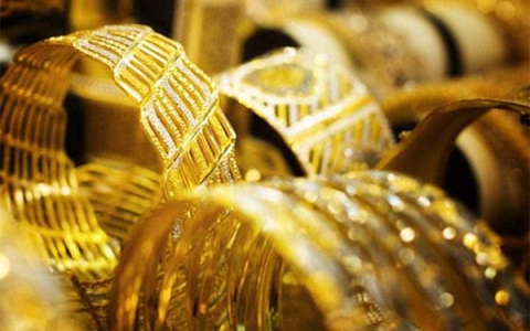 Giá vàng thế giới giảm, trong nước tăng 100 nghìn đồng/lượng