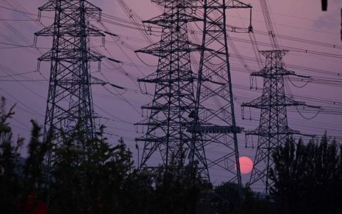 Thiếu điện trầm trọng, Trung Quốc yêu cầu các công ty năng lượng tích trữ nguồn cung bằng mọi giá
