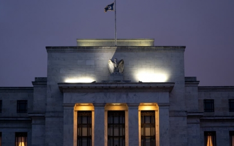 Fed cấm các nhà hoạch định chính sách sở hữu cổ phiếu, trái phiếu cá nhân nhằm tránh giao dịch nội gián