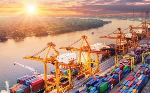 Xuất nhập khẩu hàng hóa của Việt Nam tiếp tục tăng, sắp đạt kỷ lục 600 tỷ USD