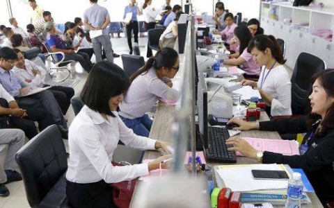 Tổng biên chế hành chính năm 2022 của Hà Nội là 11.639