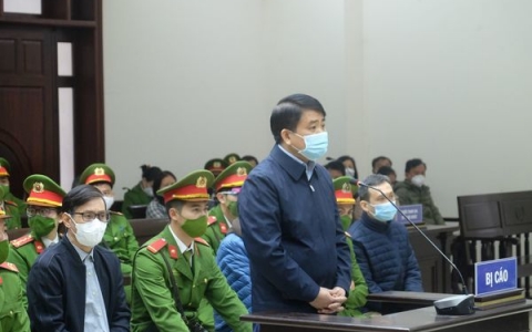 Phiên tòa xử ông Nguyễn Đức Chung đột ngột tạm dừng