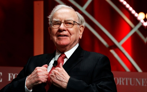 Vốn hóa doanh nghiệp của Warren Buffett vượt mốc 700 tỷ USD