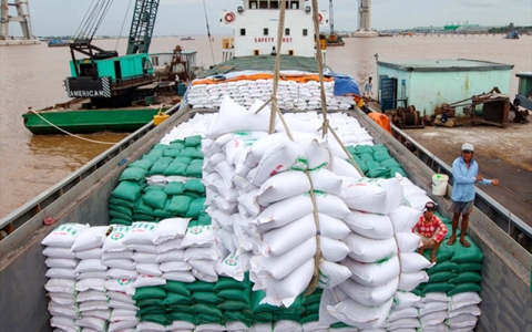 Xuất gạo dự trữ quốc gia hỗ trợ 9 tỉnh