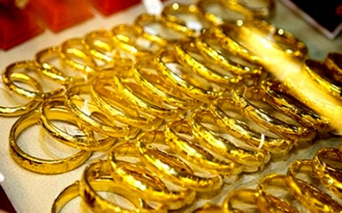Giá vàng SJC tiếp tục tăng lên gần mức 62 triệu đồng/lượng