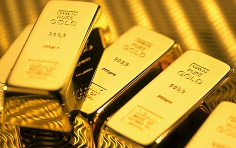 Giá vàng thế giới đang giữ ở mức cao