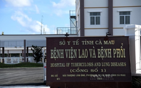 Một Phó Giám đốc bệnh viện ở Cà Mau tử vong trong lúc trực