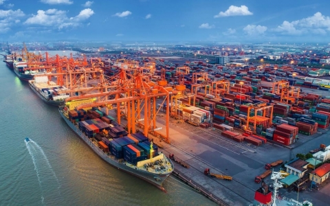 Xuất nhập khẩu hàng hóa tăng ấn tượng trong dịp Tết 2022