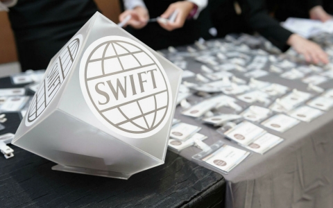 Điều gì sẽ xảy ra nếu Nga bị loại khỏi SWIFT?