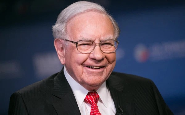 Warren Buffett - Chủ tịch kiêm CEO của Berkshire
