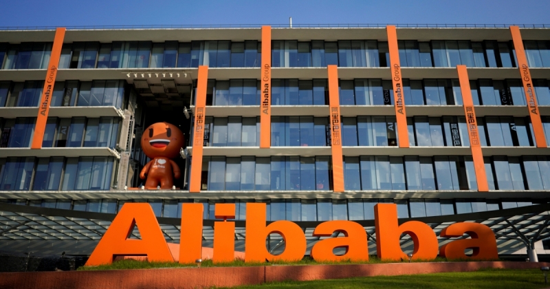 Cổ phiếu của Alibaba đã tăng 4,5% tại Hồng Kông và tại thị trường Mỹ, cổ phiếu đóng cửa giảm 4,3% vào phiên đầu tuần