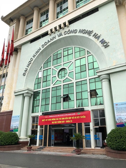 Trường Đại học Kinh doanh và Công nghệ Hà Nội có 3 cơ sở tại Hà Nội, Bắc Ninh và cơ sở đào tạo nghề tại Hòa Bình