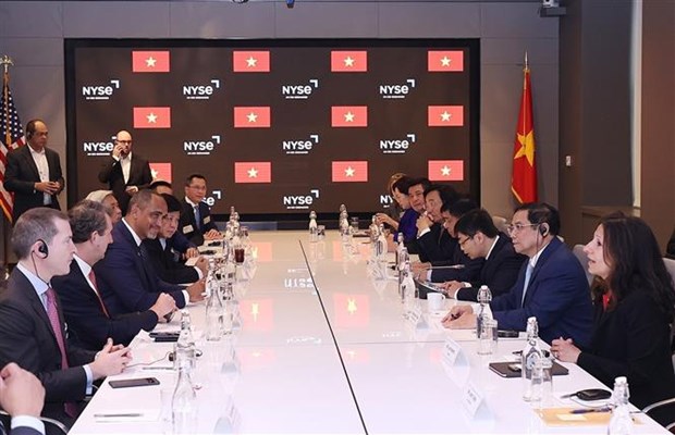 Thủ tướng Phạm Minh Chính dự Tọa đàm bàn tròn với CEO một số tập đoàn/quỹ đầu tư niêm yết trên NYSE. (Ảnh: Dương Giang/TTXVN)