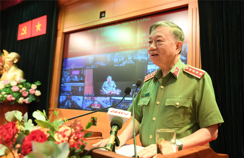 Bộ trưởng Tô Lâm phát biểu kết luận và chỉ đạo tại Hội nghị.