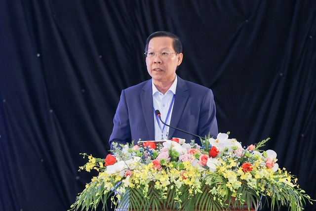 Chủ tịch UBND TPHCM Phan Văn Mãi đề xuất hình thành Quỹ phát triển hạ tầng giao thông vùng với nguồn vốn hỗn hợp - Ảnh: VGP