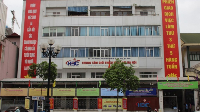 Trung tâm Giới thiệu việc làm Hà Nội.