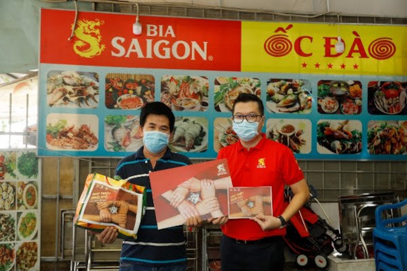 TP. HCM: Trung ương đoàn TNCS Hồ Chí Minh cùng Sabeco trao 3 tỷ đồng cho 600 hộ kinh doanh khó khăn 