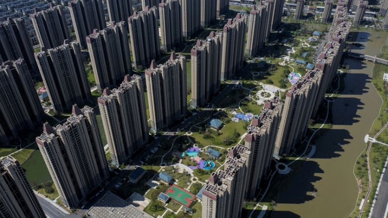 Hố nợ khổng lồ đang phủ bóng lên lĩnh vực bất động sản của Trung Quốc. Ảnh: Reuters.