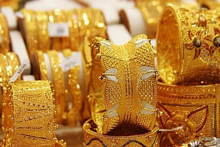 Ngày đầu tiên năm 2022, giá vàng tiếp tục tăng mạnh mẽ