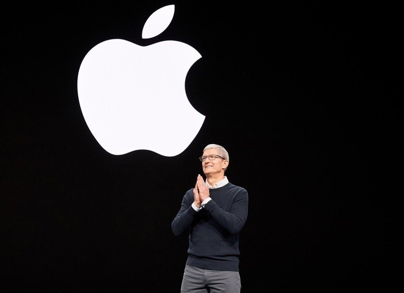 appleApple trở thành công ty Mỹ đầu tiên đạt vốn hóa 3 nghìn tỷ USD