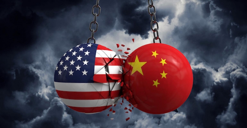 Cổ phiếu công nghệ Trung Quốc lao dốc vì luật mới của Mỹ