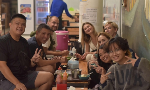 CULINARY HIGHLIGHT_ EGG COFFEE CLASS WITH STREET FOOD WALKING TOUR - ảnh 2