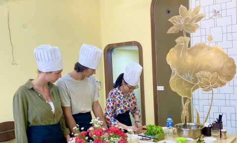 HANOI MAYA KITCHEN: TRADITIONAL COOKING CLASS & MARKET TOUR - ảnh 5