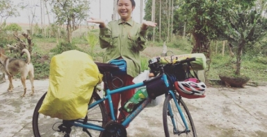 Cô gái 'phượt' xuyên Việt bằng xe đạp chỉ mang theo 3 triệu đồng