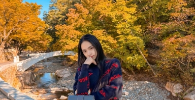 Hoa hậu Hương Giang check in Hàn Quốc tận hưởng mùa Thu tuyệt đẹp