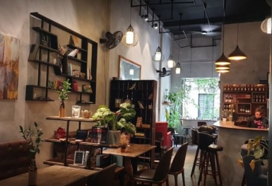 3 quán cafe có khung cửa sổ “ăn tiền” hot nhất Sài Thành