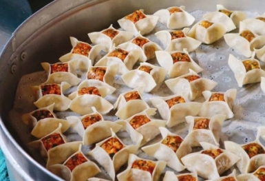 Đến Feng Zhu Bangkok để thưởng thức dumpling nhanh gọn nhẹ