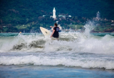 Đà Nẵng lần đầu tổ chức cuộc thi 'Lướt sóng Đà Nẵng mở rộng 2022'
