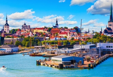 Du lịch Tallinn Estonia vào một ngày cuối tuần