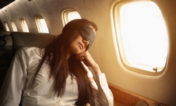 Bỏ túi ngay mẹo chống jet lag khi đi du lịch