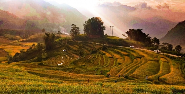 24h khám phá Lao Chải