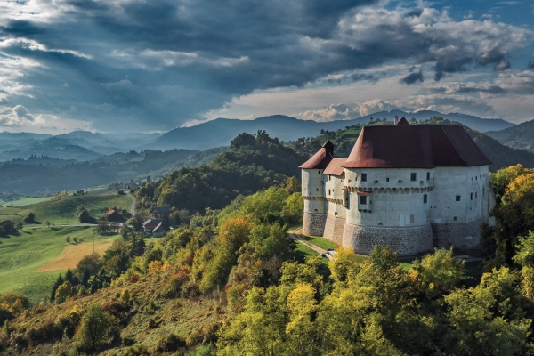 Khám phá lâu đài Veliki Tabor - Lâu đài thời Trung cổ ở Croatia