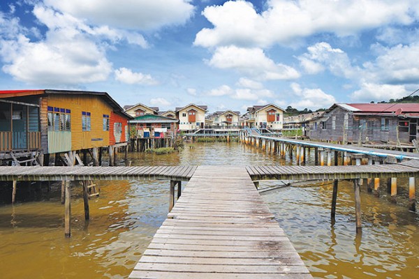 Thăm Làng nổi Kampong Ayer 1300 năm ở Thủ đô Brunei